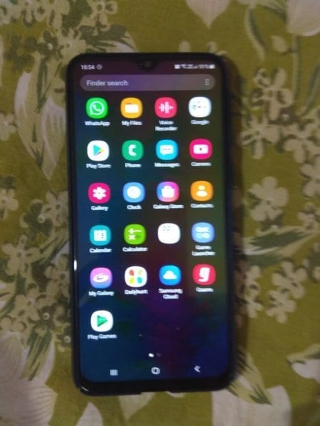 Samsung Galaxy M2 Review Apps Home Screen