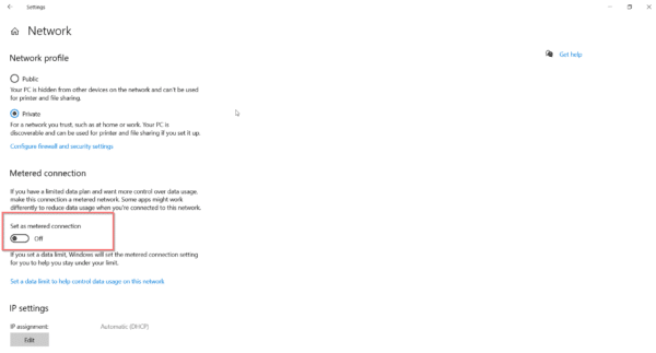 turn metered connection to off to make windows spotlight working again